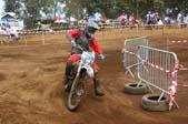 Photo MaitreFou - Auteur : Michael - Mots clés :  moto motocross terre saut championnat petit endurance tampon 