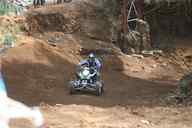 Photo MaitreFou - Auteur : Mathieu - Mots clés :  moto motocross terre saut terrain petit tampon 