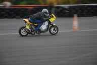 Photo MaitreFou - Auteur : Equipe MaitreFou - Mots cl&eacute;s : moto run libre pousse performances circuit felix guichard