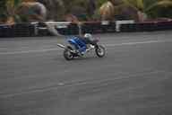 Photo MaitreFou - Auteur : Equipe MaitreFou - Mots cl&eacute;s : moto run libre pousse performances circuit felix guichard