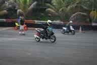 Photo MaitreFou - Auteur : Equipe MaitreFou - Mots cl&eacute;s : moto run libre pousse performances circuit felix guichard