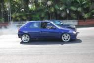 Photo MaitreFou - Auteur : Benjamin - Mots cl&eacute;s :  auto cfg circuit run tc pneu burn and drag pousse 