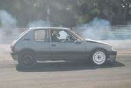 Photo MaitreFou - Auteur : Benjamin - Mots cl&eacute;s :  auto cfg circuit run tc pneu burn and drag pousse 