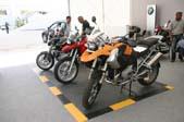 Photo MaitreFou - Auteur : MaitreFou - Mots clés :  exposition auto moto caille motor show bateau camion port 