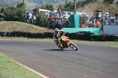 Photo MaitreFou - Auteur : Michael - Mots clés :  moto supermotard terre asphalte piste jamaique saut championnat saint denis 113 