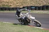 Photo MaitreFou - Auteur : Michael - Mots clés :  moto supermotard terre asphalte piste jamaique saut championnat saint denis 98 
