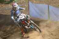 Photo MaitreFou - Auteur : Michael - Mots clés :  moto motocross terre saut championnat terrain pascal dorseuil saint louis caprisonne miss reunion 2008 