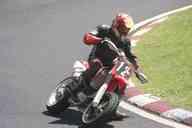 Photo MaitreFou - Auteur : Michael - Mots clés :  moto supermotard championnat asphalte piste jamaique saint denis miss 