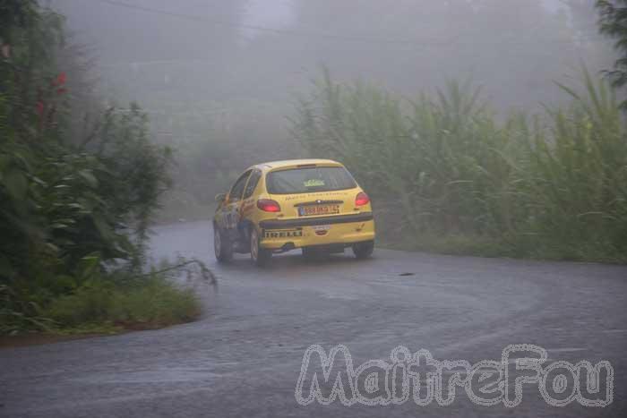 Photo MaitreFou - Auteur : MaitreFou - Mots clés :  auto rallye voiture saint paul championnat 