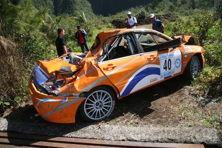 Photo MaitreFou - Auteur : Benjamin & Michael - Mots clés :  auto rallye saint benoit plaine palmistes etape 