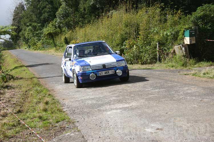 Photo MaitreFou - Auteur : Benjamin & Michael - Mots clés :  auto rallye saint benoit plaine palmistes etape 