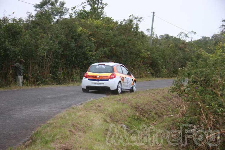 Photo MaitreFou - Auteur : Benjamin & Michael - Mots clés :  auto rallye saint benoit plaine palmistes etape 