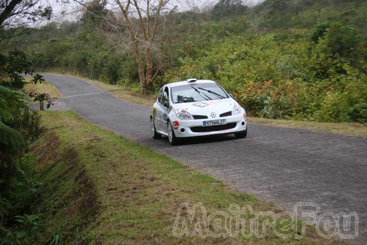 Photo MaitreFou - Auteur : Benjamin & Michael - Mots clés :  auto rallye saint benoit plaine palmistes etape 