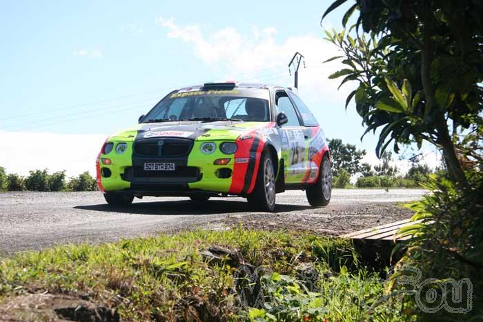 Photo MaitreFou - Auteur : Michael & Benjamin - Mots clés :  auto rallye tampon les canots etang sale etape tour 