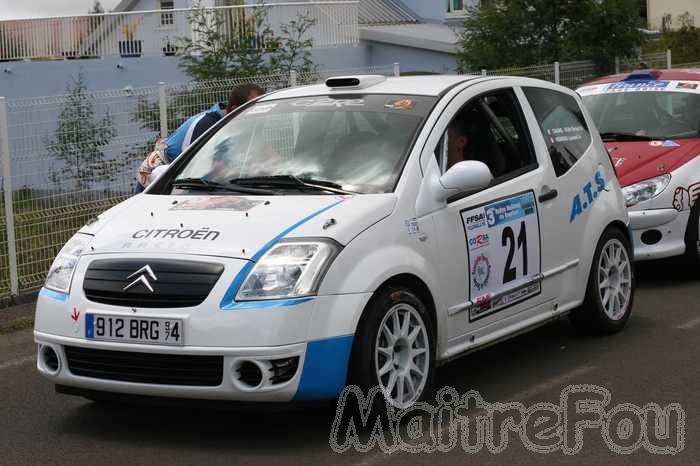 Photo MaitreFou - Auteur : Benjamin - Mots clés :  auto rallye plaine des palmistes courbes vitesse freinage epingle 