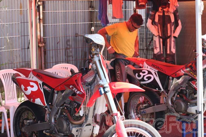 Photo MaitreFou - Auteur : Michael - Mots clés :  moto supermotard championnat asphalte piste jamaique saint denis 
