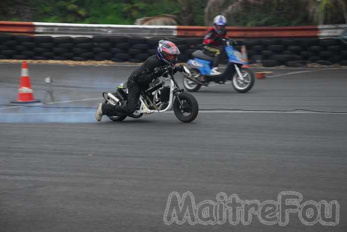 Photo MaitreFou - Auteur : Equipe MaitreFou - Mots clés : moto run libre pousse performances circuit felix guichard