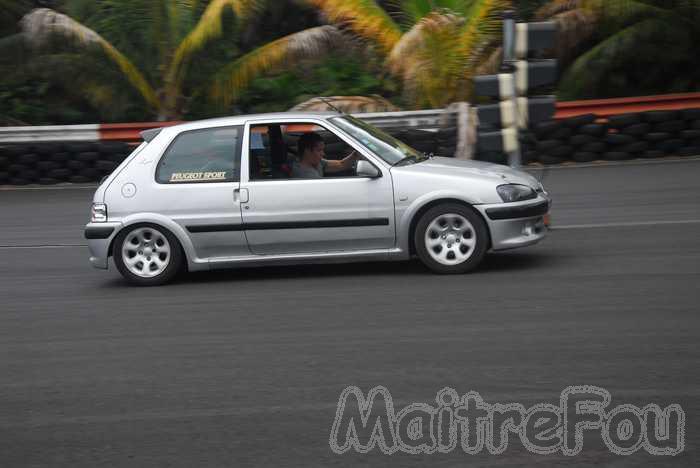 Photo MaitreFou - Auteur : Equipe MaitreFou - Mots cl&eacute;s :  auto run libre pousse performances circuit felix guichard 