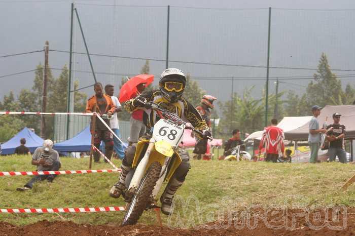 Photo MaitreFou - Auteur : Michael - Mots clés :  moto motocross terre endurance grand coude saint joseph 
