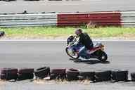 Photo MaitreFou - Auteur : Benjamin - Mots clés :  auto moto roulage tmvr cfg circuit defoulage pilotage gros cube mini soleil 