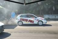 Photo MaitreFou - Auteur : Benjamin - Mots clés :  auto cfg circuit run tc pneu burn and drag pousse 