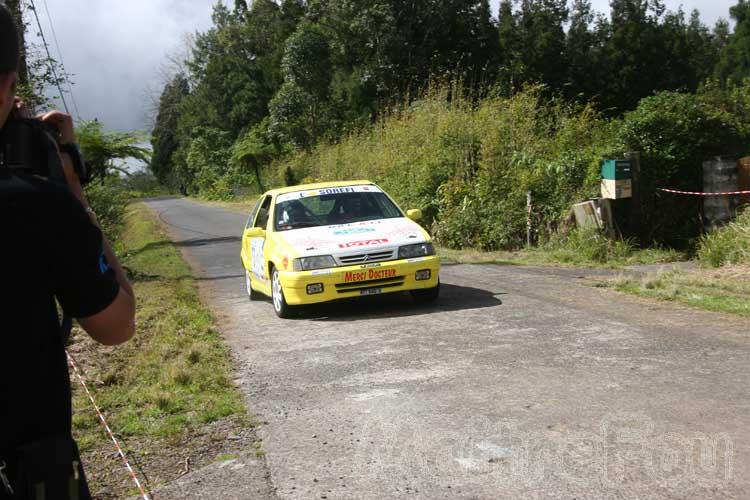 Photo MaitreFou - Auteur : Benjamin & Michael - Mots clés :  auto rallye saint benoit plaine palmistes etape 