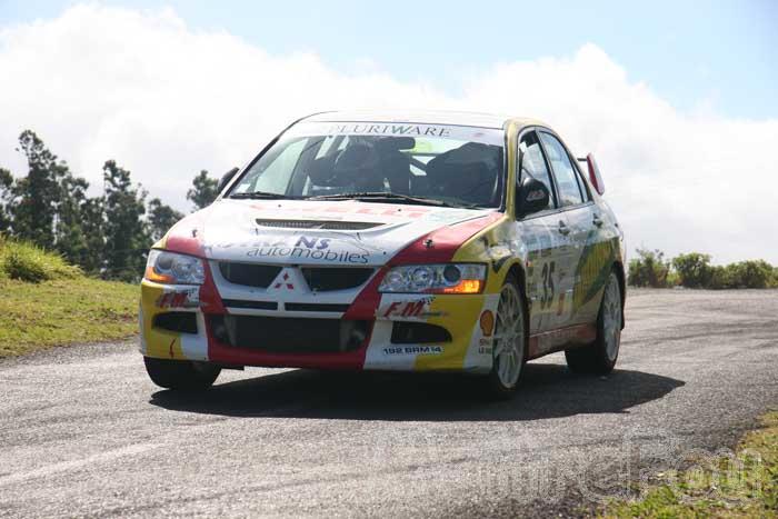 Photo MaitreFou - Auteur : Michael & Benjamin - Mots clés :  auto rallye tampon les canots etang sale etape tour 