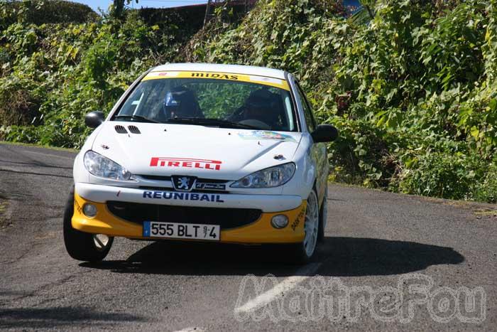 Photo MaitreFou - Auteur : Michael & Benjamin - Mots clés :  auto rallye tampon les canots etang sale etape tour 