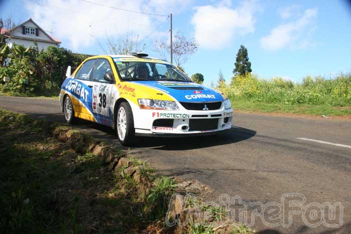 Photo MaitreFou - Auteur : Michael & Benjamin - Mots clés :  auto rallye tampon les canots etang sale etape tour 